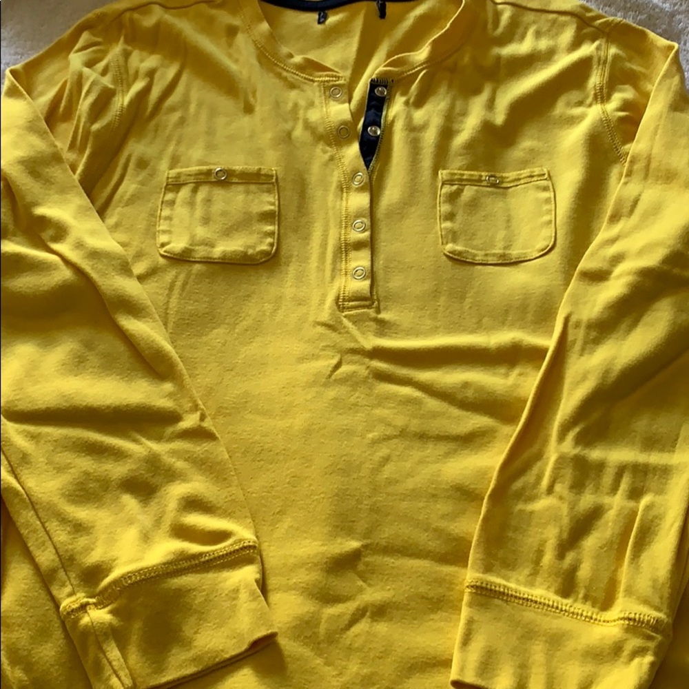 Long sleeve tee